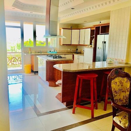 Masaki-Sea View 2-Bedroom Apt With Free Wi-Fi Dar es Salaam Exterior photo