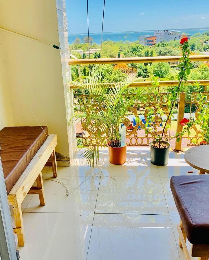 Masaki-Sea View 2-Bedroom Apt With Free Wi-Fi Dar es Salaam Exterior photo